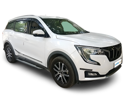 Mahindra XUV700-img